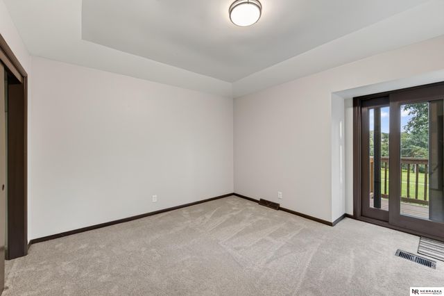 11311 Taylor Street, Omaha, NE 68164