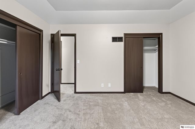 11311 Taylor Street, Omaha, NE 68164