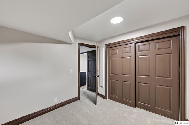11311 Taylor Street, Omaha, NE 68164