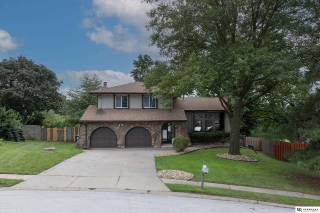 11311 Taylor Street, Omaha, NE 68164