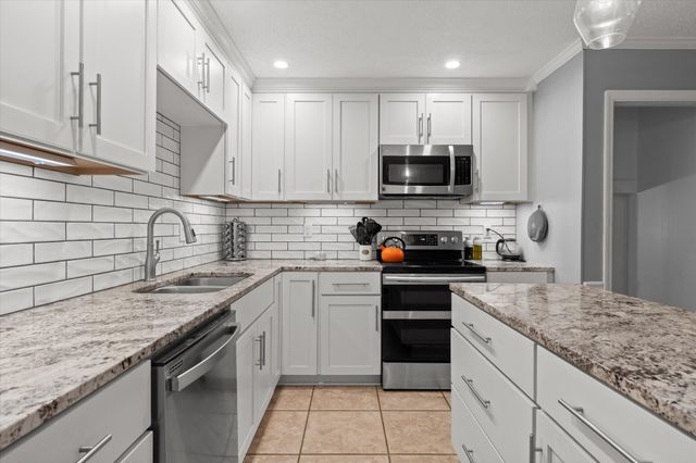 5622 Cold Springs Rd, Hixson, TN 37343