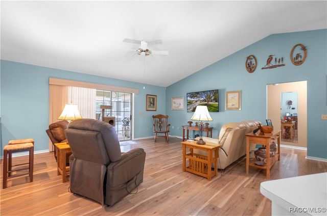 3869 N Grapefern Way, Beverly Hills, FL 34465