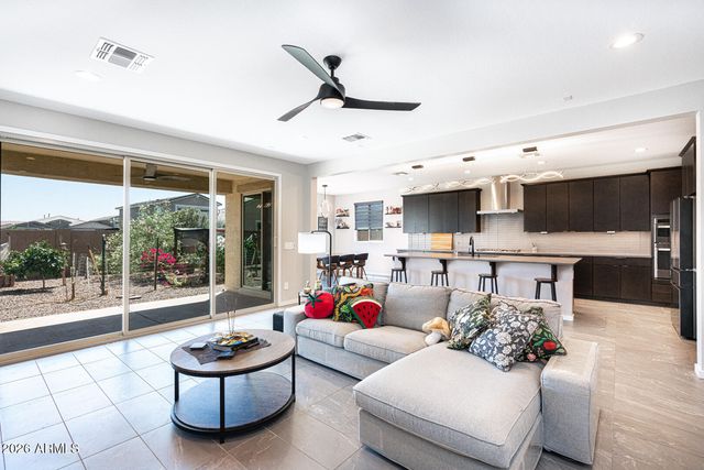 40511 W DESERT FAIRWAYS Drive, Maricopa, AZ 85138