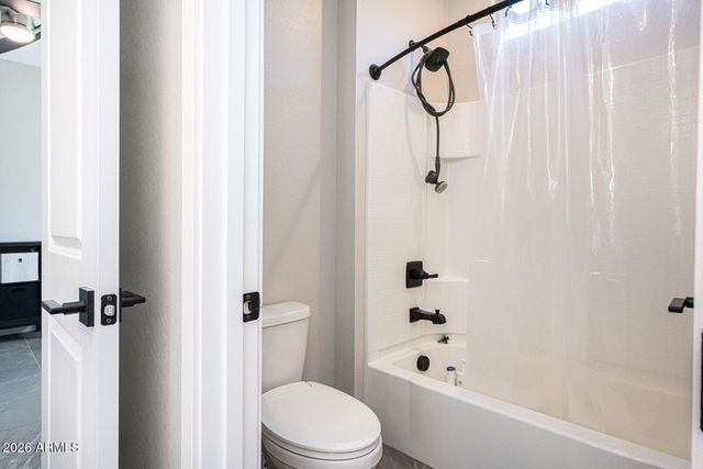 40511 W DESERT FAIRWAYS Drive, Maricopa, AZ 85138