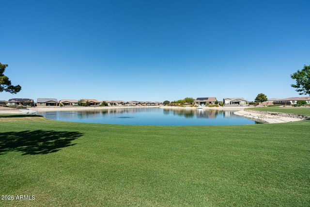 40511 W DESERT FAIRWAYS Drive, Maricopa, AZ 85138