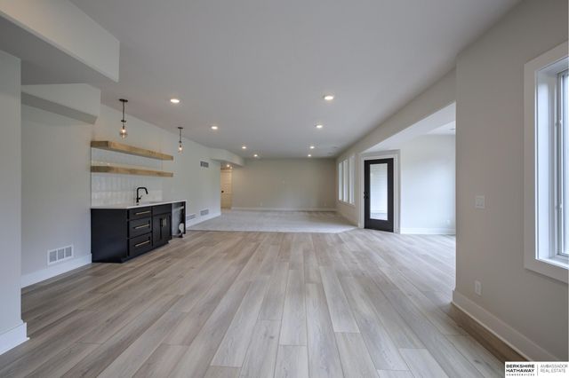 21804 Hackberry Drive, Gretna, NE 68028