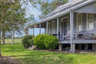 5930 S State Highway 237, Fayetteville, TX 78954