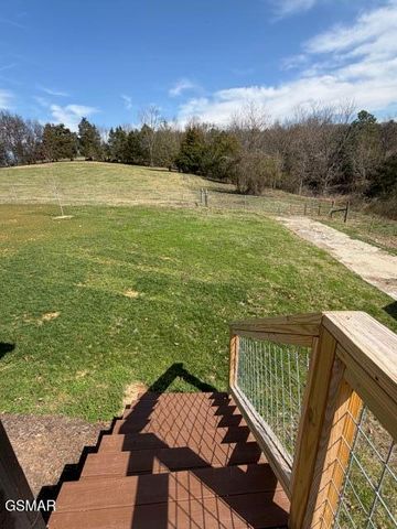 1437 Beacon Rd, Talbott, TN 37877