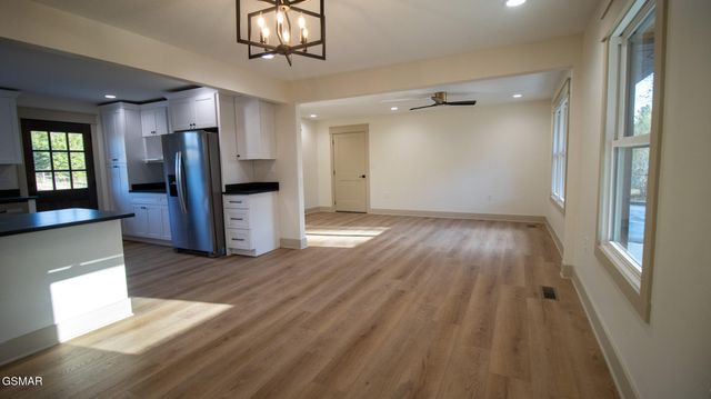 1437 Beacon Rd, Talbott, TN 37877