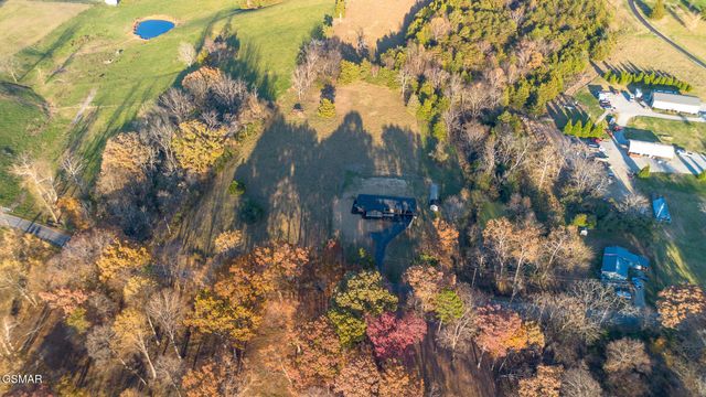 1437 Beacon Rd, Talbott, TN 37877