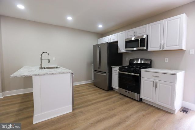 225 WRIGHT AVE, Darby, PA 19023