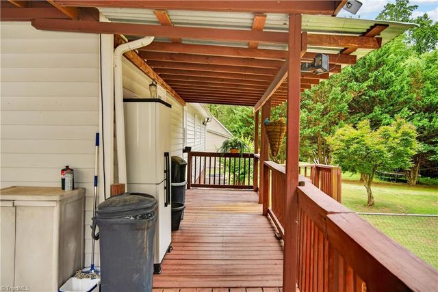 1720 Pleasant Ridge Road, Ramseur, NC 27316