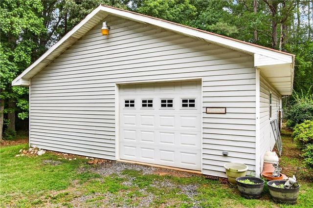 1720 Pleasant Ridge Road, Ramseur, NC 27316