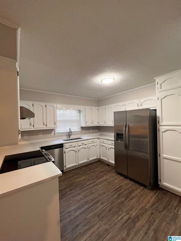 1482 SECRETARIAT DRIVE, Helena, AL 35080