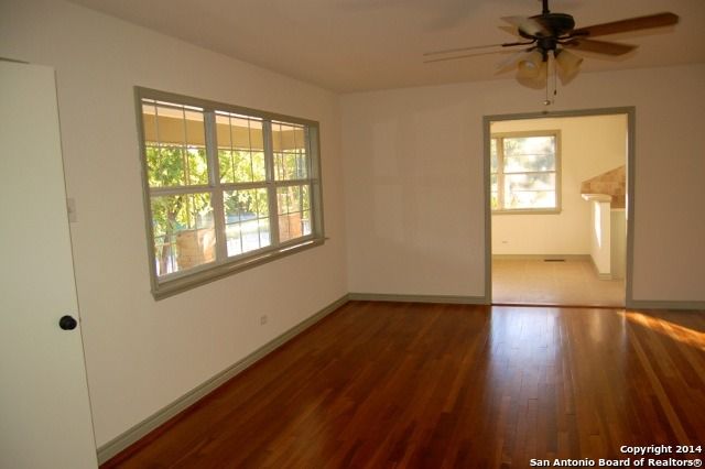 355 Ave Maria, San Antonio, TX 78216
