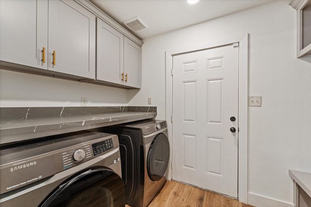 341 Big Buck Drive, Cleveland, TX 77328