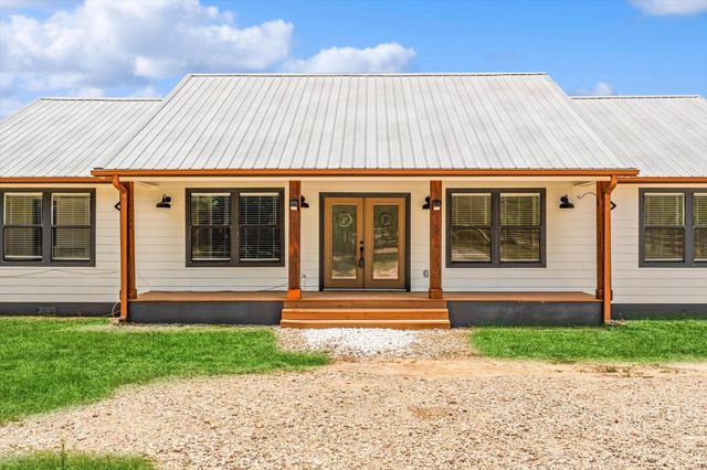 341 Big Buck Drive, Cleveland, TX 77328