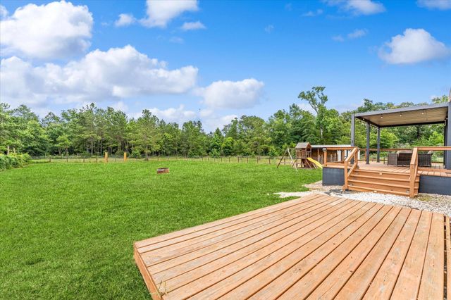 341 Big Buck Drive, Cleveland, TX 77328