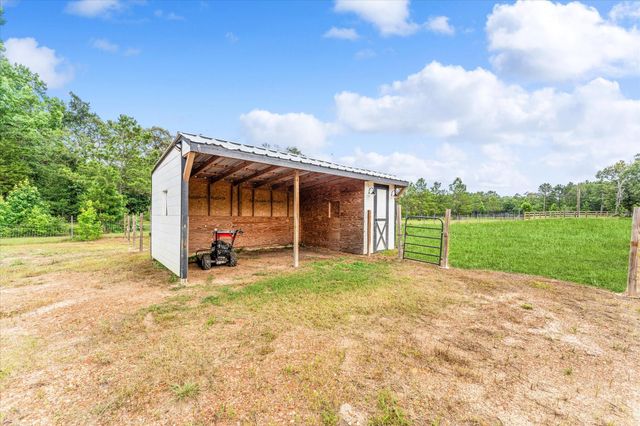 341 Big Buck Drive, Cleveland, TX 77328