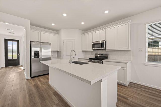 21926 Sam Raburn Drive, Tomball, TX 77375