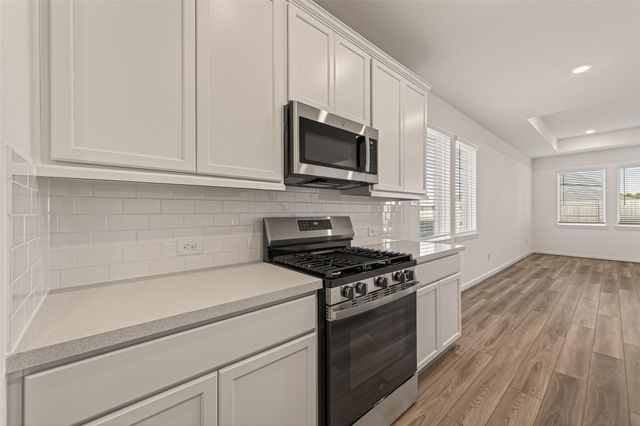 21926 Sam Raburn Drive, Tomball, TX 77375