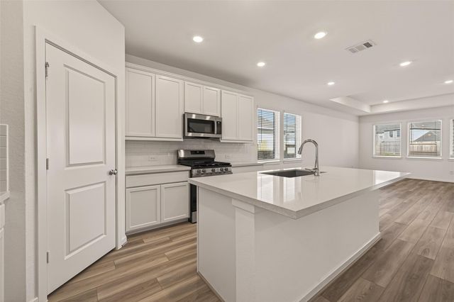 21926 Sam Raburn Drive, Tomball, TX 77375