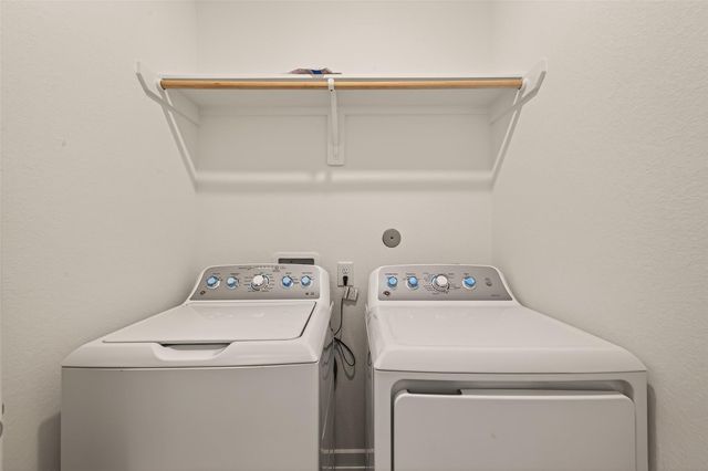 21926 Sam Raburn Drive, Tomball, TX 77375