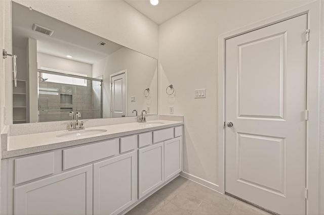 21926 Sam Raburn Drive, Tomball, TX 77375