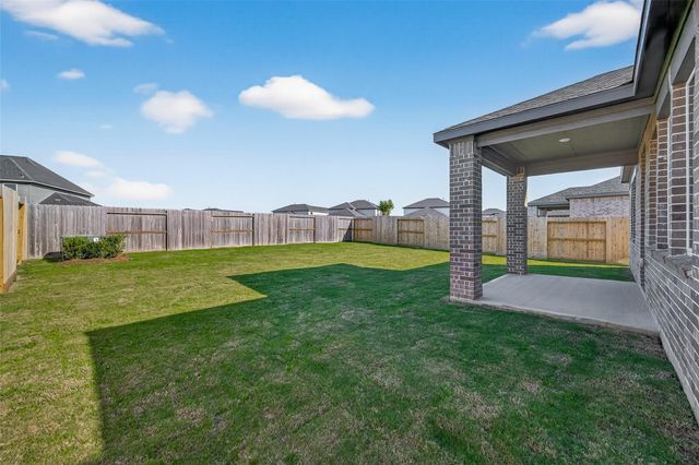 21926 Sam Raburn Drive, Tomball, TX 77375
