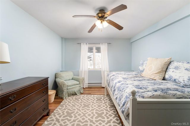 48 Island View Drive W, Sag Harbor, NY 11963