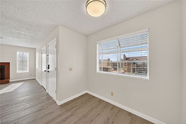2702 Alicialynn Way D, Las Vegas, NV 89121