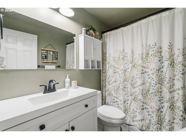 2312 ERMINE Ct, Albany, OR 97322