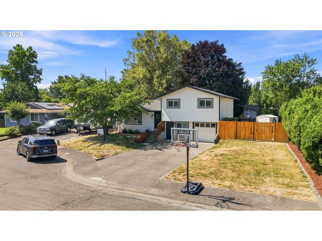 2312 ERMINE Ct, Albany, OR 97322
