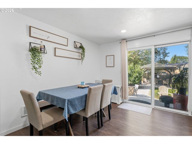 2312 ERMINE Ct, Albany, OR 97322