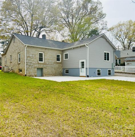 403 Liberty Street E, York, SC 29745