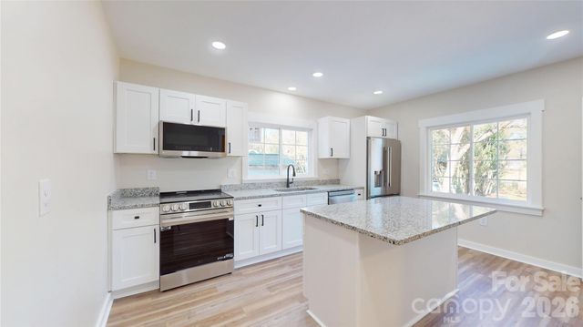 403 Liberty Street E, York, SC 29745