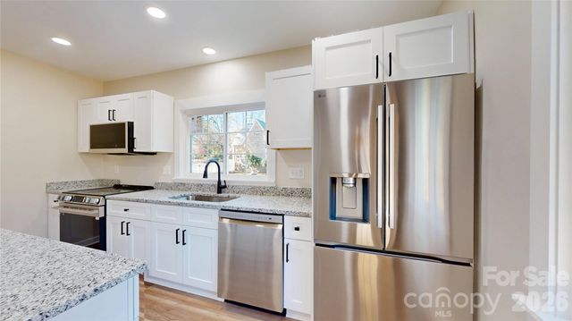 403 Liberty Street E, York, SC 29745