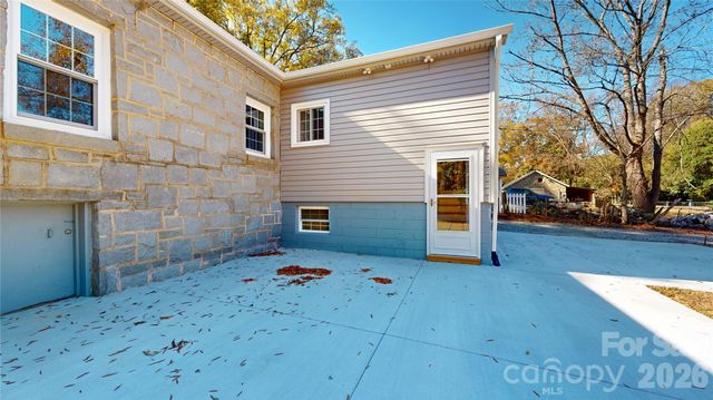 403 Liberty Street E, York, SC 29745