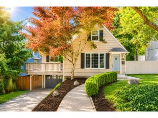 1329 Sw HUME St, Portland, OR 97219