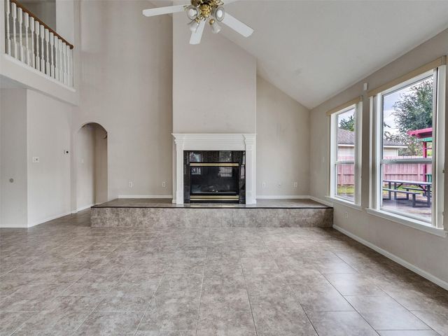 3902 Breaux Bridge Lane, Sugar Land, TX 77479