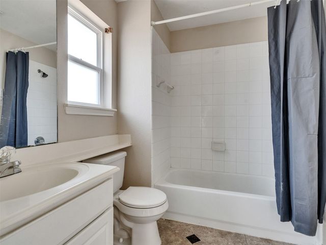 3902 Breaux Bridge Lane, Sugar Land, TX 77479