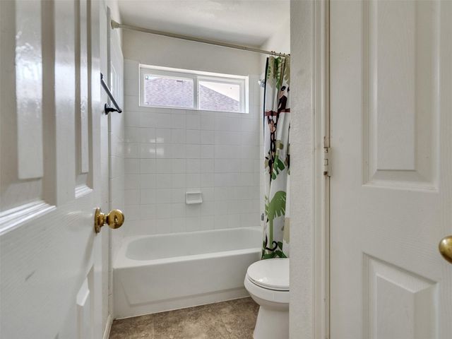 3902 Breaux Bridge Lane, Sugar Land, TX 77479