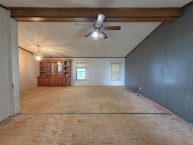 60334 E 252 Lane, Grove, OK 74344