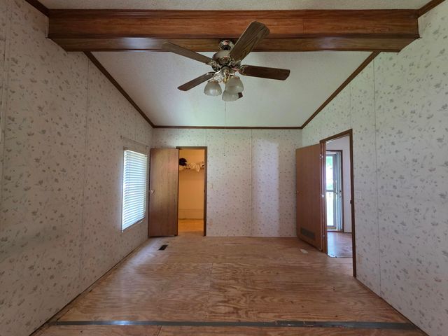 60334 E 252 Lane, Grove, OK 74344