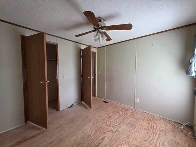 60334 E 252 Lane, Grove, OK 74344