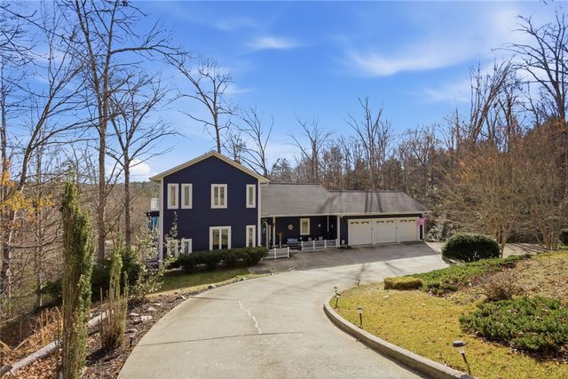 320 Holly Lane Lane, Walhalla, SC 29691