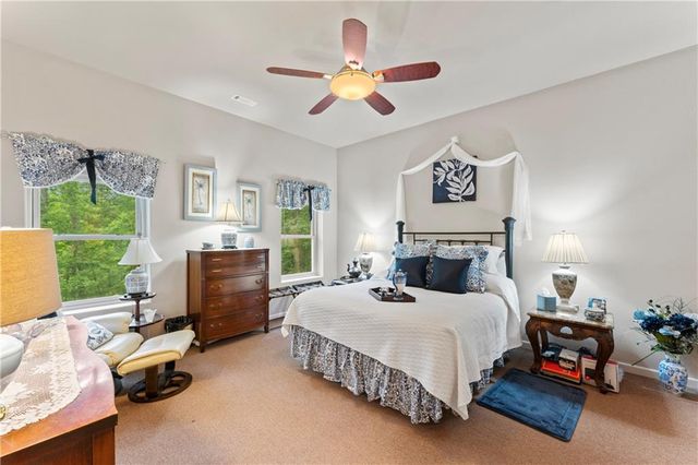 320 Holly Lane Lane, Walhalla, SC 29691