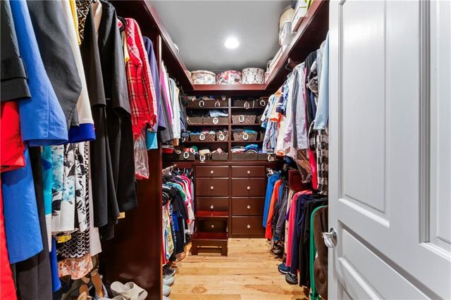 320 Holly Lane Lane, Walhalla, SC 29691