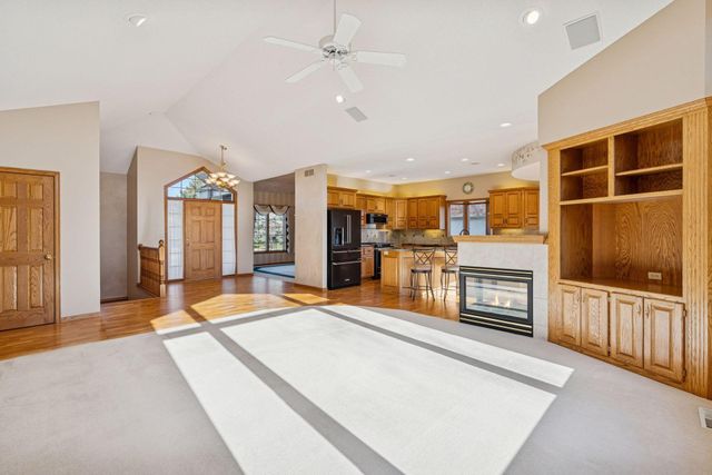 2296 130th Court NE, Blaine, MN 55449