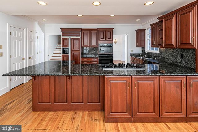 40 GOVERNORS LN, Princeton, NJ 08540